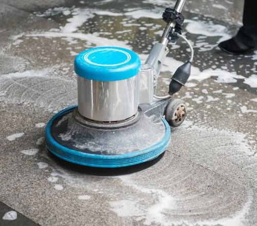 Limpeza e Tratamento de Pisos Limpeza e Tratamento de Pisos