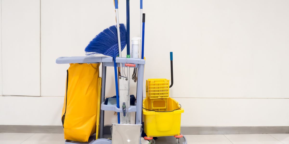 Como Escolher Uma Conservadora: faça uma Contratação Segura e Eficiente Cansado de problemas com terceirização? Acesse nosso guia e aprenda como escolher uma conservadora que oferece segurança jurídica, excelência operacional e zero dor de cabeça para seu patrimônio.